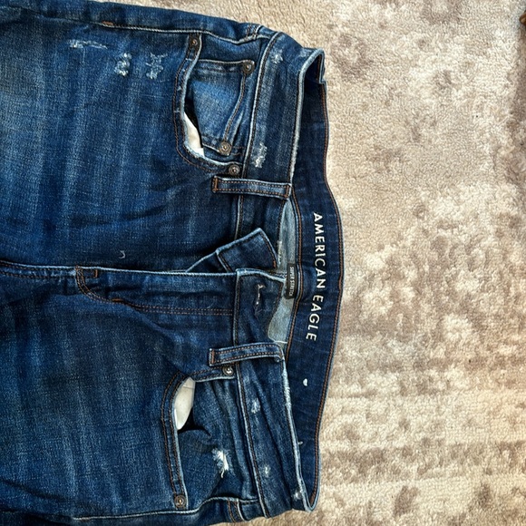 American Eagle super stretch ripped jeggings - Picture 3 of 4